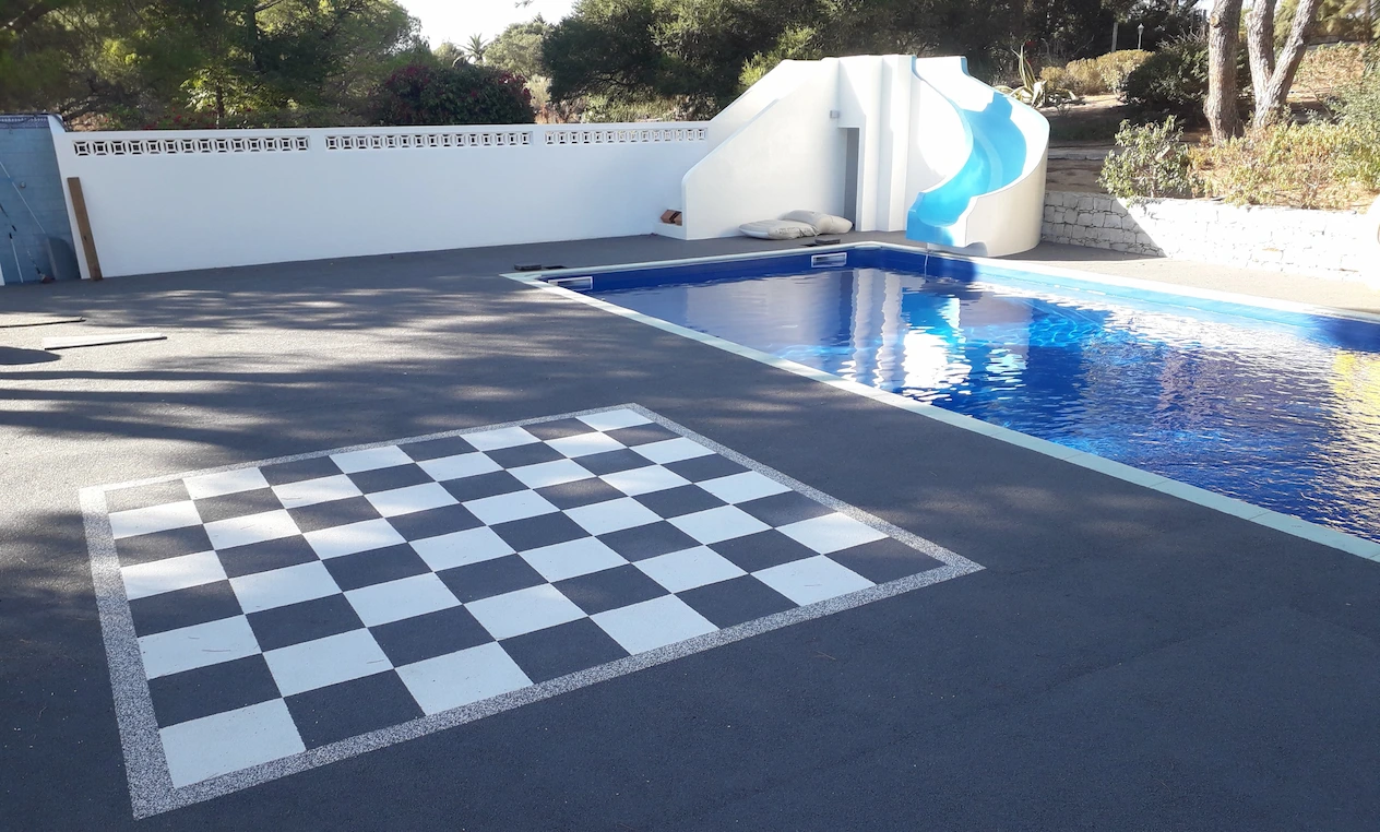 Exteriores piscinas